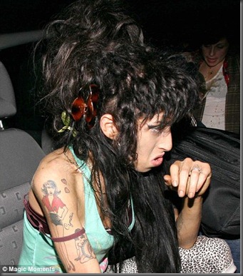 article-1054873-02A0396600000578-194_468x533