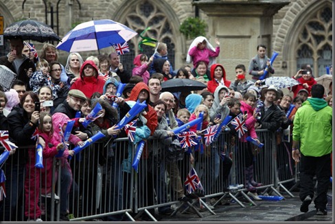 image-10-olympic-torch-at-sunderland-and-durham-1092162